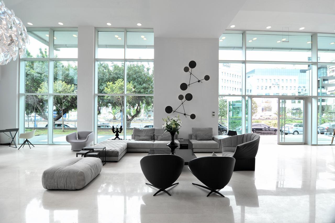 Athenaeum Palace & Luxury Suites Exterior photo