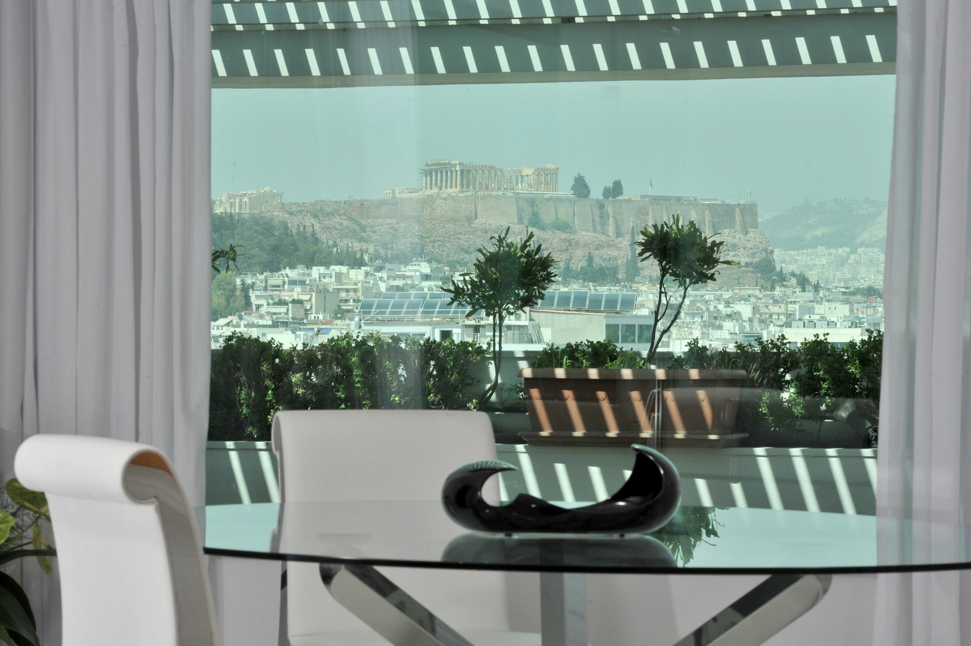 Athenaeum Palace & Luxury Suites Exterior photo